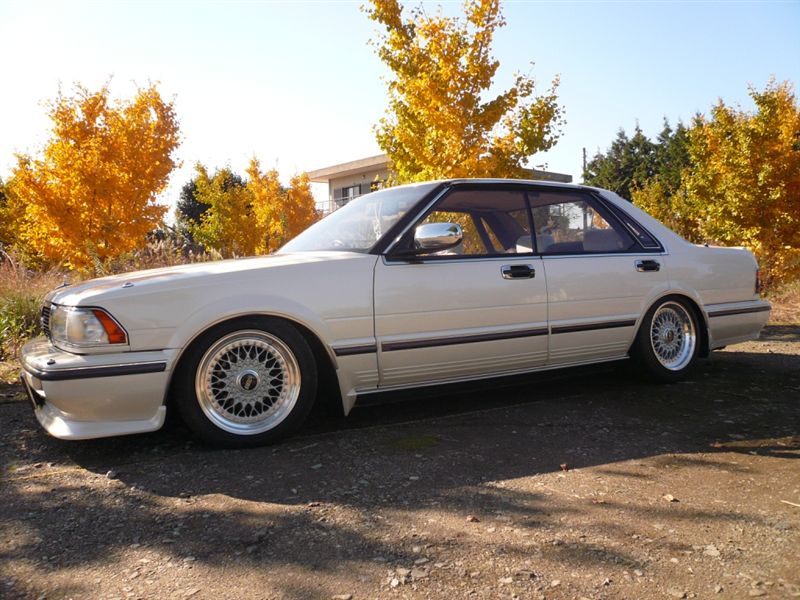 A Y31 Gloria Brougham Nissan luxury takes a cue from the German on BBS RS